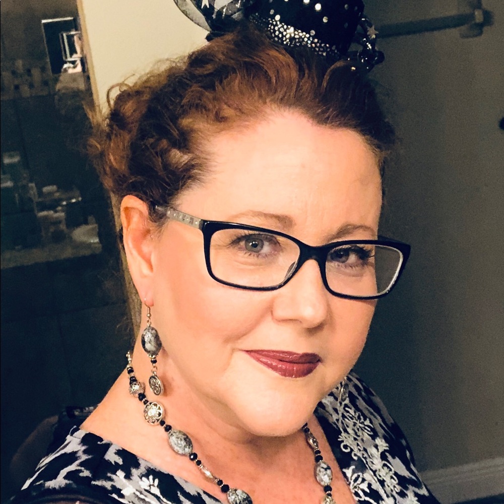 Meet your Posher, Kim